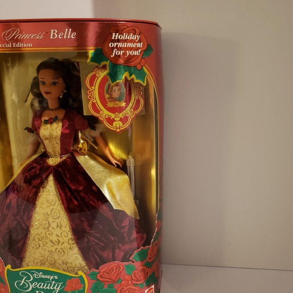 Disney's Beauty and the Beast Holiday Princess Belle doll Enchanted Chri… - Picture 3 of 10